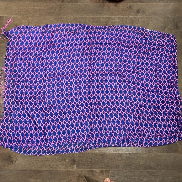 Bright Blue and Neon Pink Geometric Patterned Scarf - Picture 3 of 7